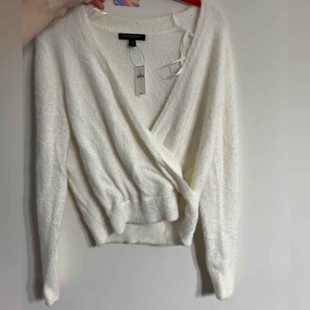 NWT Banana Republic White Sweater